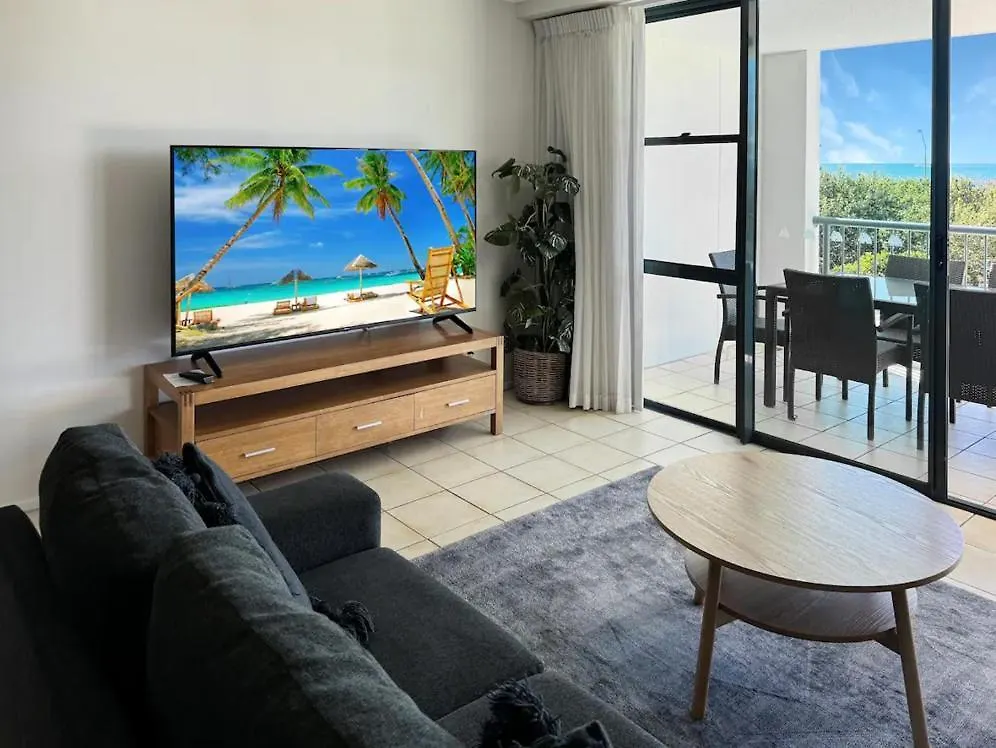 Apartment Unwind In Coastal Resort -1 Bedroom Alexandra Headland Australia